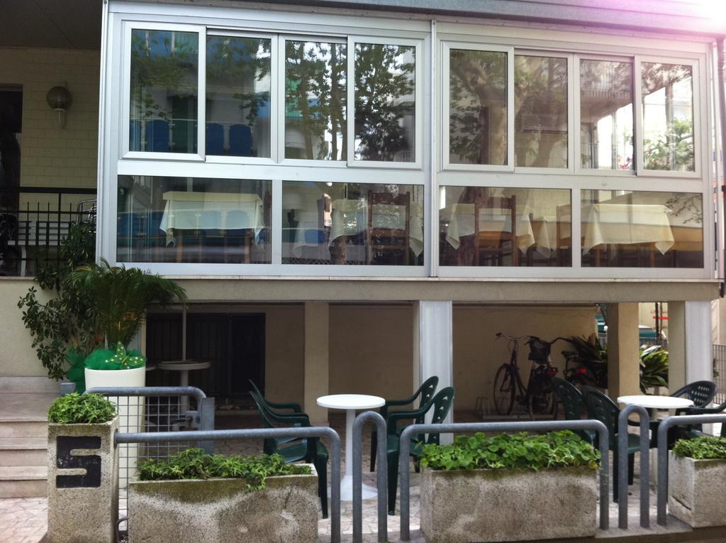 Superga Hotel Rímini